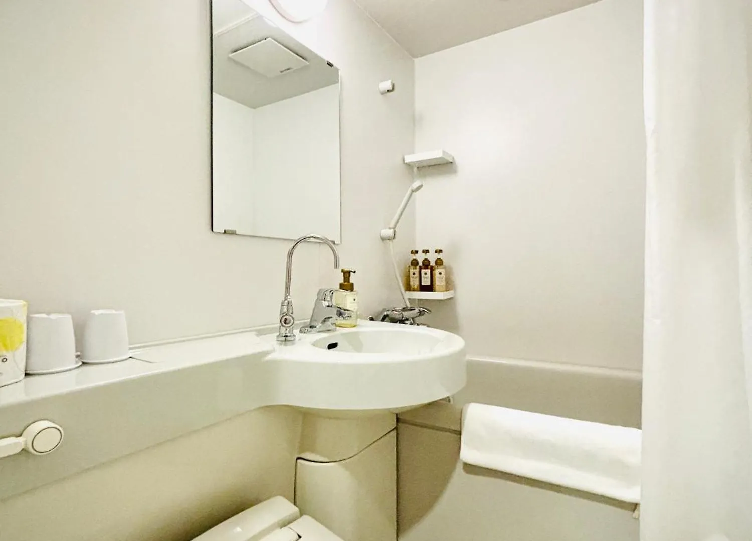 Hotel Arashi Namba No102 4*, Осака Япония